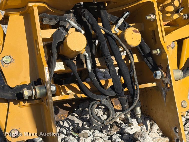 image for item EX4643 2018 Vermeer B550 backhoe attachment