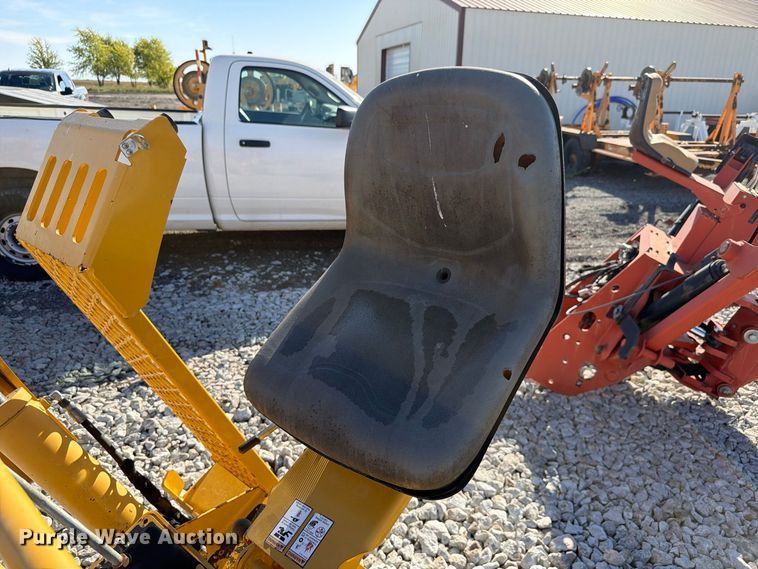 image for item EX4643 2018 Vermeer B550 backhoe attachment