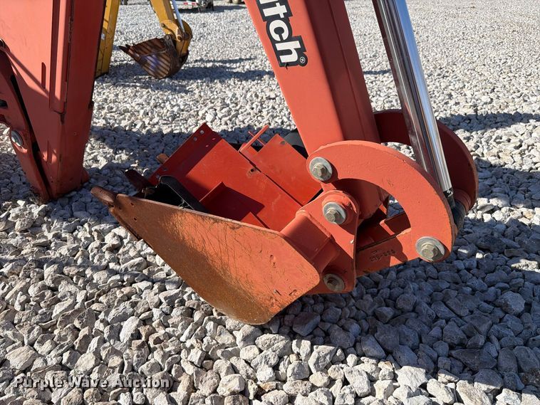 image for item EX4644 2018 Ditch Witch BH120 backhoe attachment