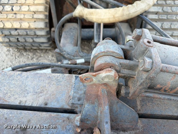 image for item EX4673 1997 ASV MD70 tracked skid steer loader