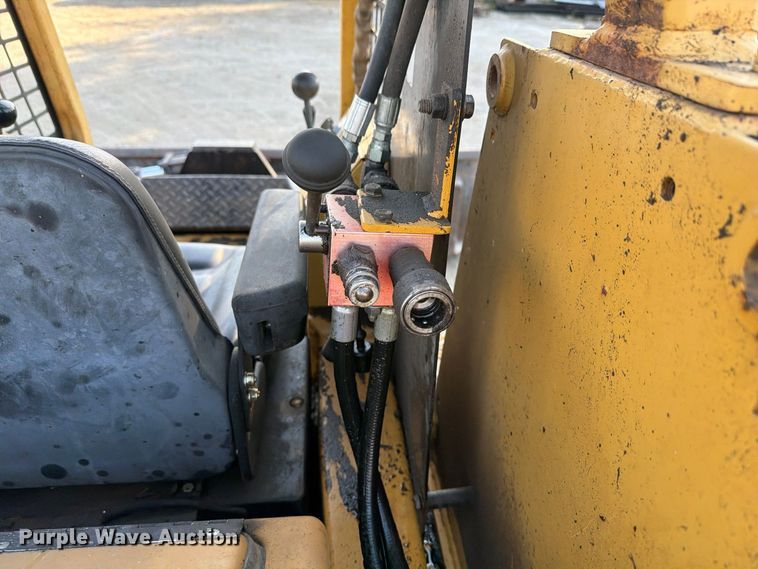 image for item EX4673 1997 ASV MD70 tracked skid steer loader