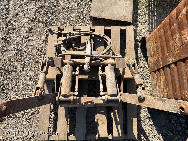 image for item EX4673 1997 ASV MD70 tracked skid steer loader