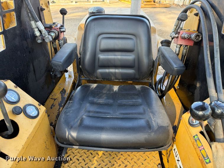 image for item EX4673 1997 ASV MD70 tracked skid steer loader