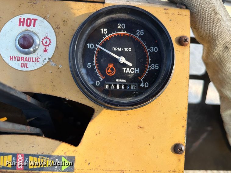 image for item EX4673 1997 ASV MD70 tracked skid steer loader