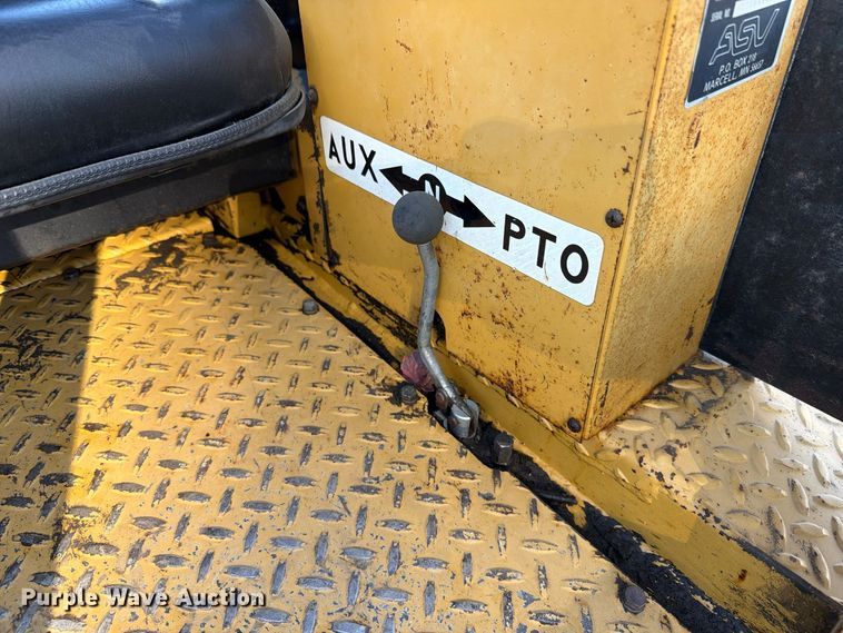 image for item EX4673 1997 ASV MD70 tracked skid steer loader