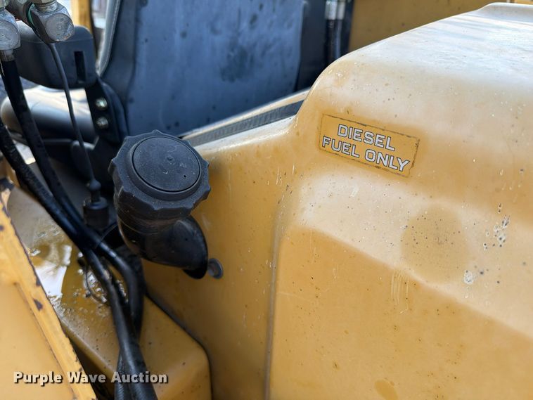 image for item EX4673 1997 ASV MD70 tracked skid steer loader