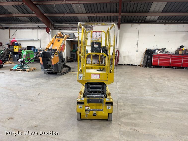 image for item FC0466 2022 GMG 1530ED Scissor lift