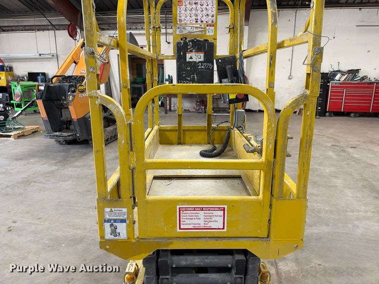 image for item FC0466 2022 GMG 1530ED Scissor lift