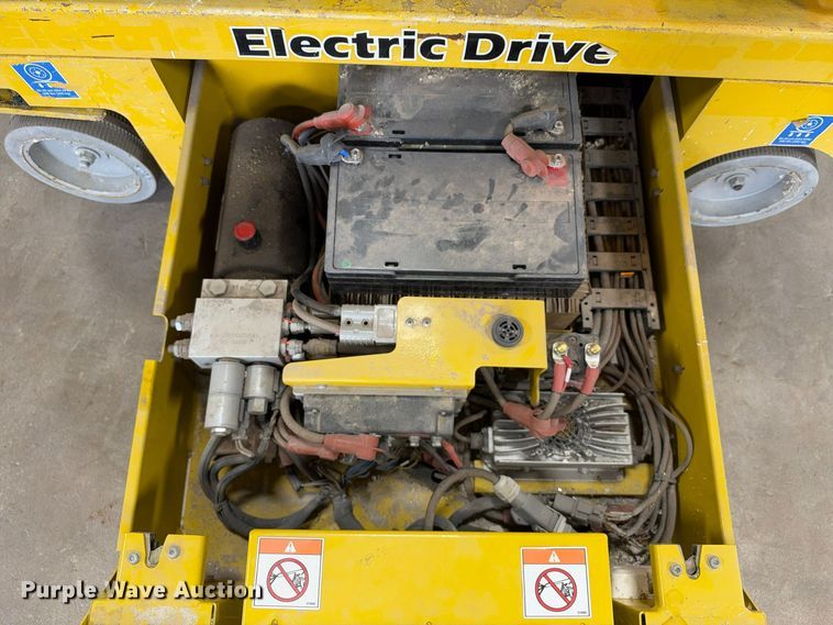 image for item FC0466 2022 GMG 1530ED Scissor lift