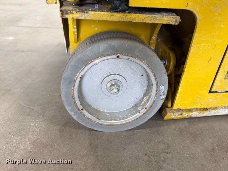 image for item FC0466 2022 GMG 1530ED Scissor lift