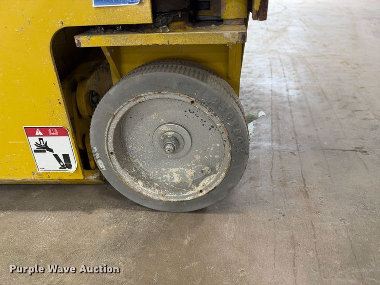 image for item FC0466 2022 GMG 1530ED Scissor lift
