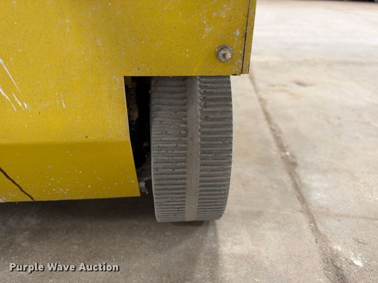 image for item FC0466 2022 GMG 1530ED Scissor lift