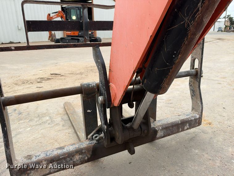 image for item FC0467 2014 Skytrak 6042 telehandler