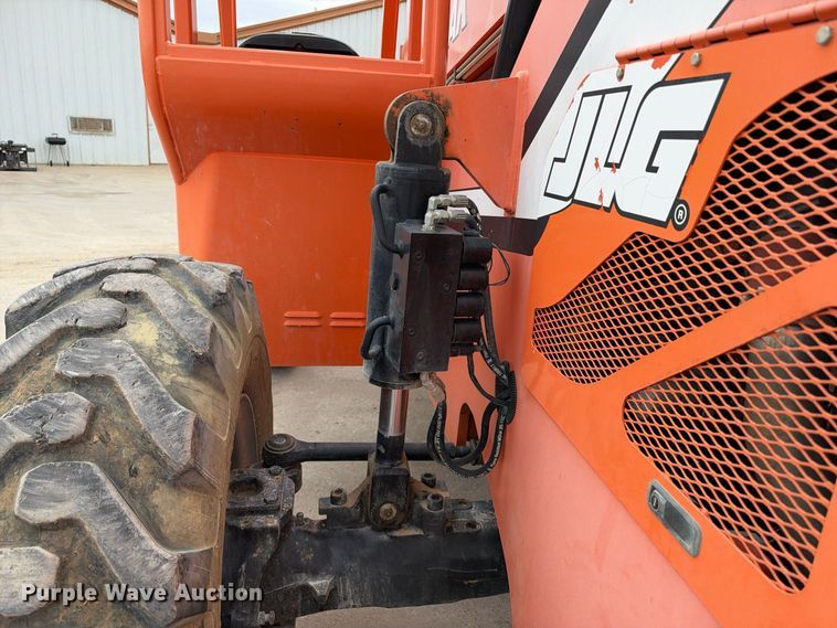 image for item FC0467 2014 Skytrak 6042 telehandler