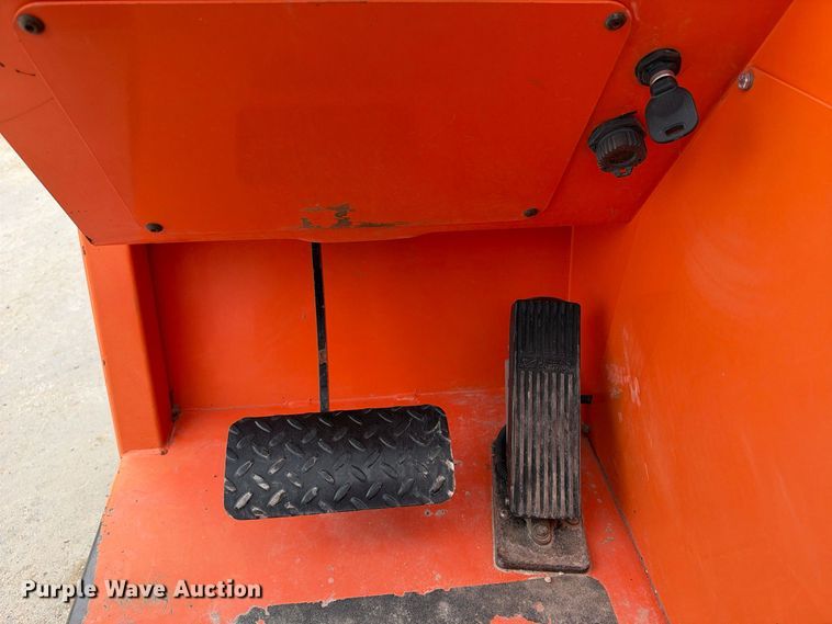 image for item FC0467 2014 Skytrak 6042 telehandler