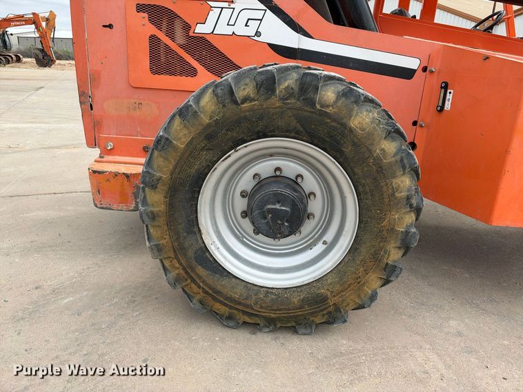 image for item FC0467 2014 Skytrak 6042 telehandler