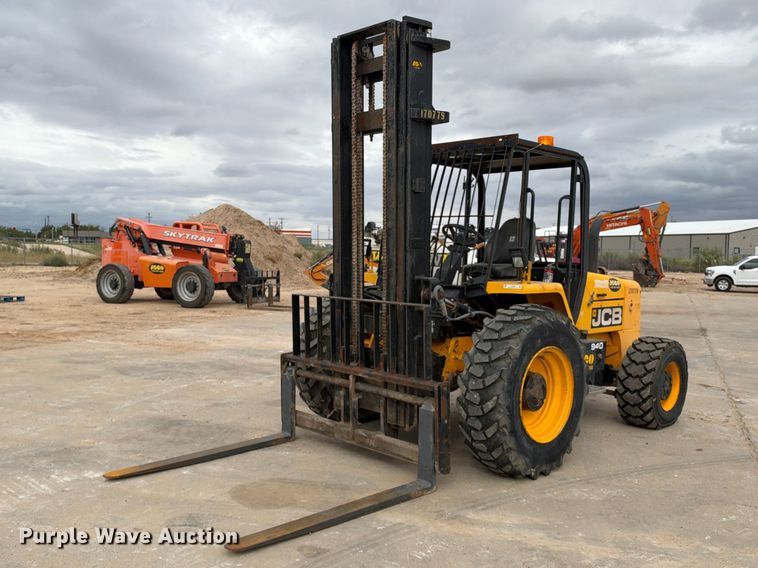 image for item FC0468 JCB 940 forklift