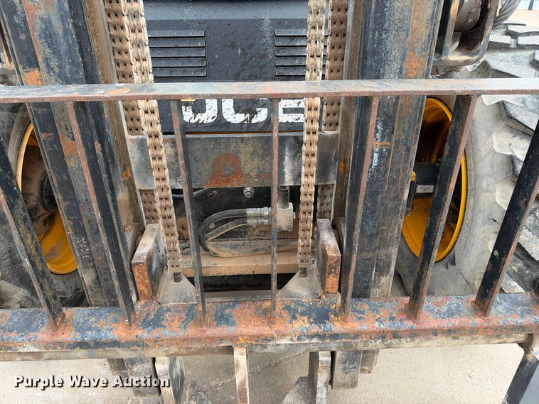 image for item FC0468 JCB 940 forklift