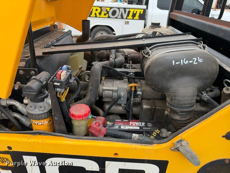 image for item FC0468 JCB 940 forklift