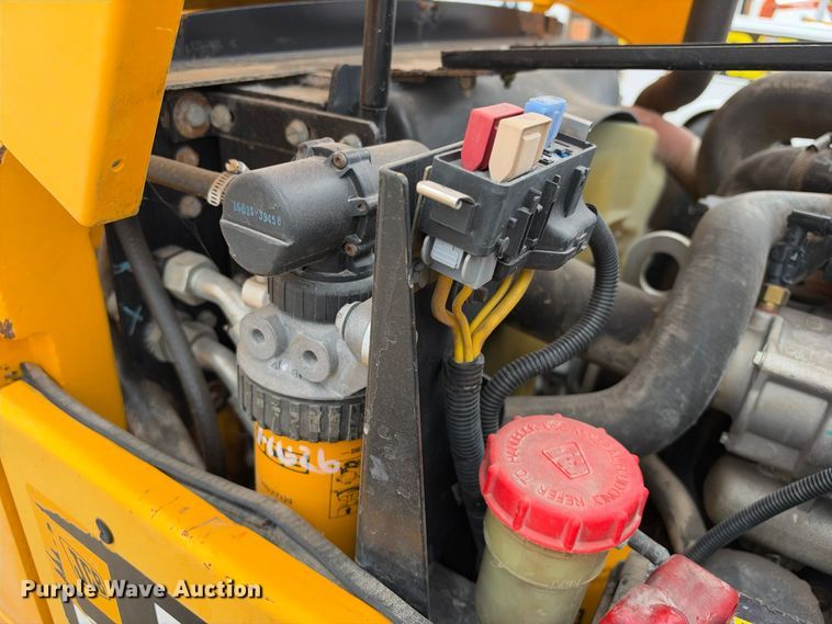 image for item FC0468 JCB 940 forklift