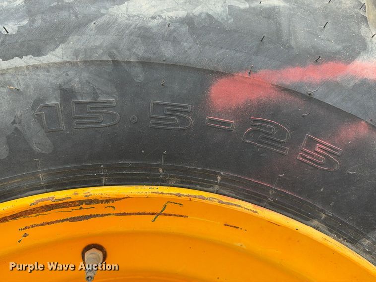 image for item FC0468 JCB 940 forklift