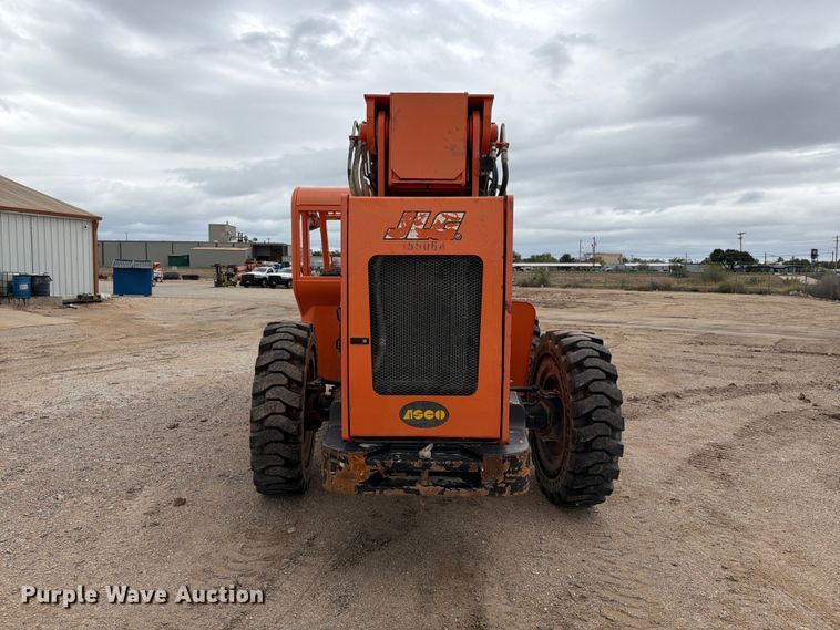 image for item FC0470 2015 Skytrak 8042T4F telehandler