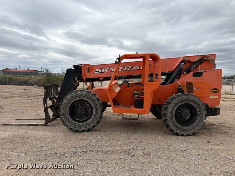 image for item FC0470 2015 Skytrak 8042T4F telehandler