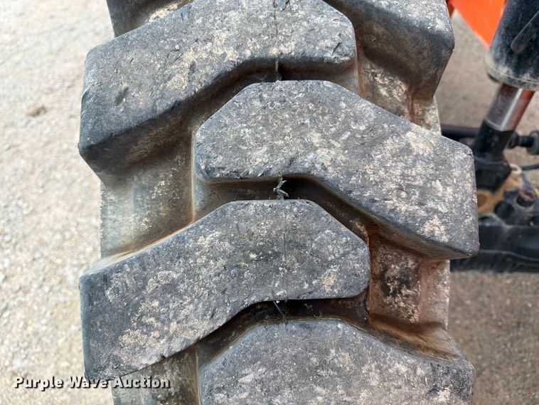 image for item FC0470 2015 Skytrak 8042T4F telehandler