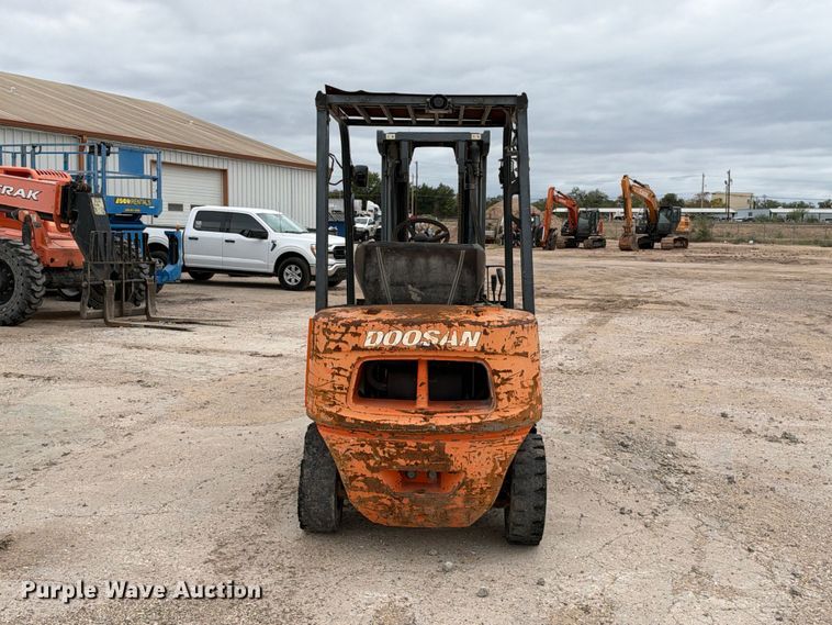 image for item FC0472 Doosan G25P-5 forklift