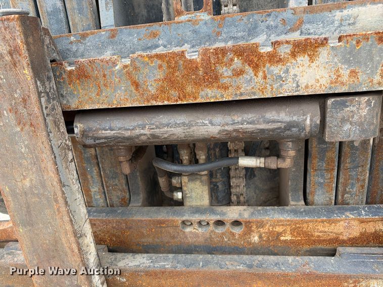 image for item FC0472 Doosan G25P-5 forklift