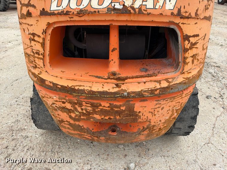 image for item FC0472 Doosan G25P-5 forklift