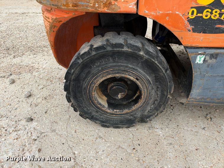 image for item FC0472 Doosan G25P-5 forklift