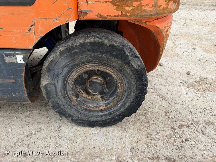 image for item FC0472 Doosan G25P-5 forklift
