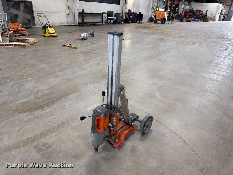 image for item FC0476 2013 Husqvarna DS 450 core drill