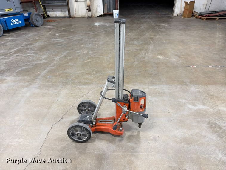 image for item FC0476 2013 Husqvarna DS 450 core drill