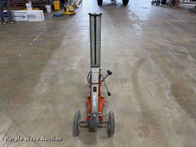 image for item FC0476 2013 Husqvarna DS 450 core drill
