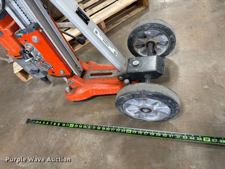 image for item FC0476 2013 Husqvarna DS 450 core drill
