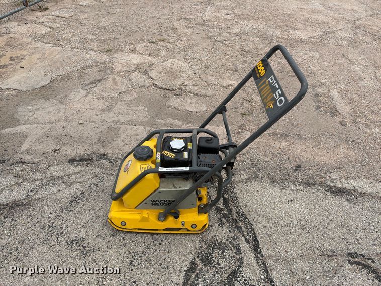 image for item FC0477 Wacker Neuson P1550 plate compactor