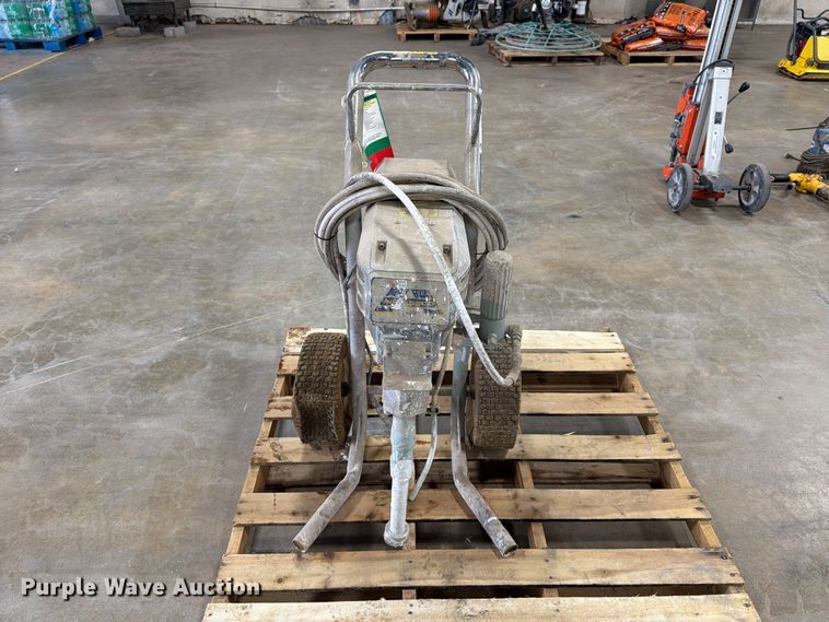 image for item FC0479 Airlessco SL1100 paint striper