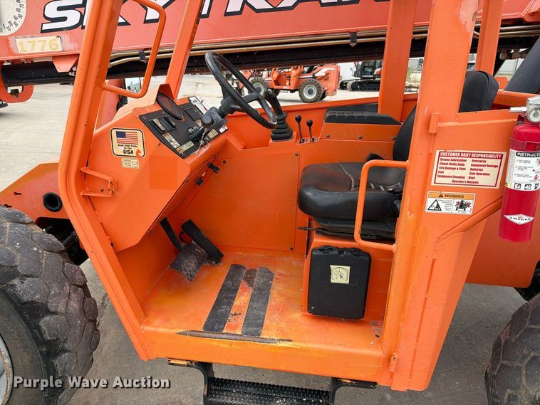 image for item FC0480 2016 Skytrak 6036T4F Telehandler