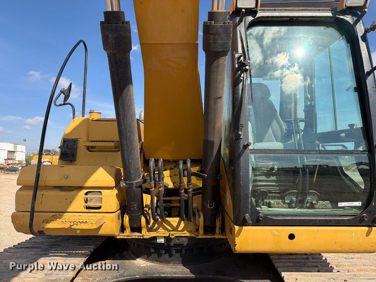 image for item FC0485 2007 Caterpillar 320D excavator