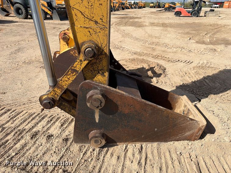 image for item FC0485 2007 Caterpillar 320D excavator