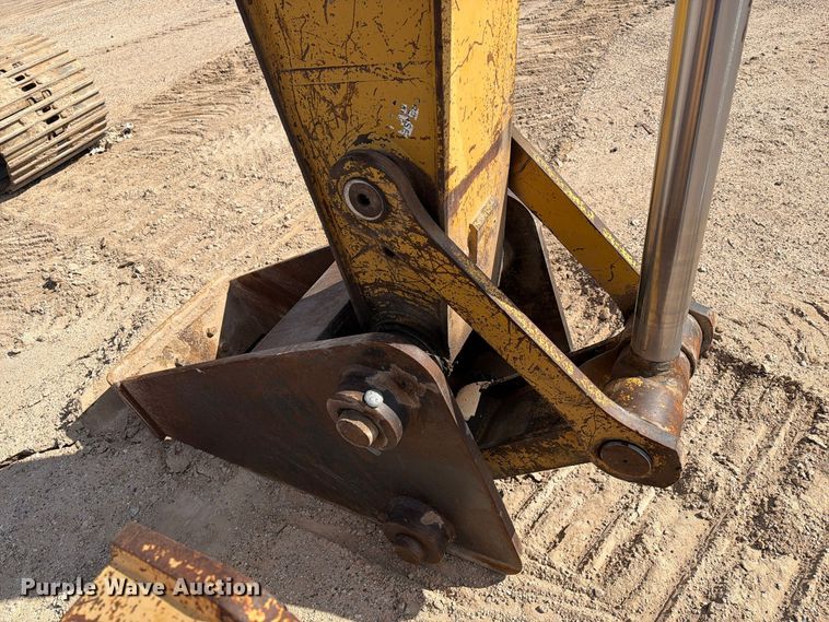 image for item FC0485 2007 Caterpillar 320D excavator