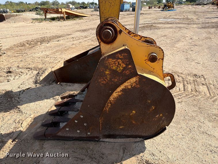 image for item FC0485 2007 Caterpillar 320D excavator