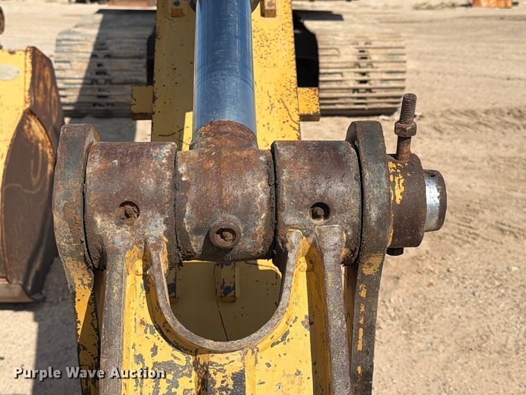 image for item FC0485 2007 Caterpillar 320D excavator