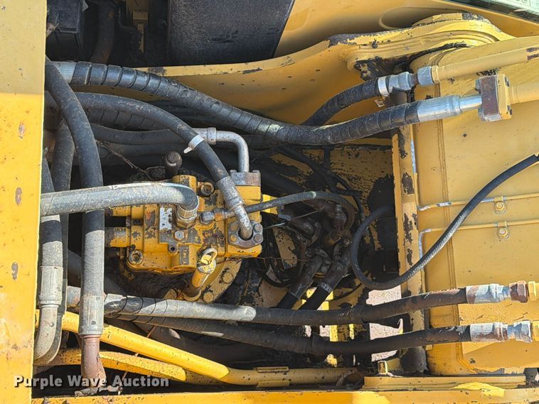 image for item FC0485 2007 Caterpillar 320D excavator