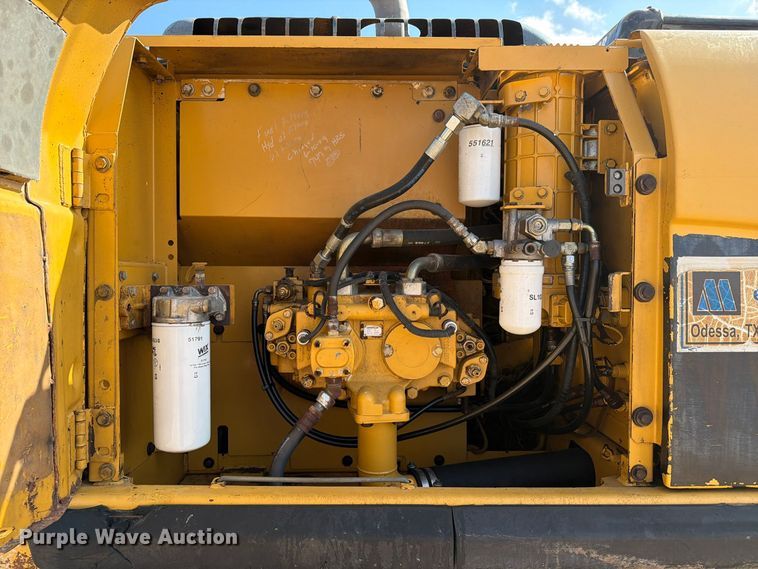 image for item FC0485 2007 Caterpillar 320D excavator