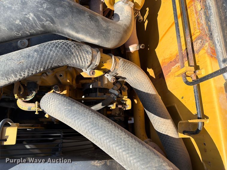 image for item FC0485 2007 Caterpillar 320D excavator
