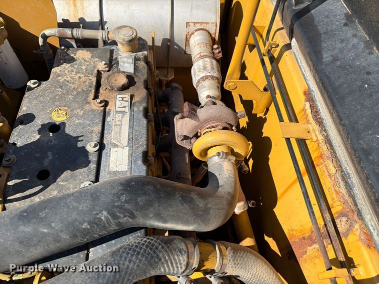 image for item FC0485 2007 Caterpillar 320D excavator
