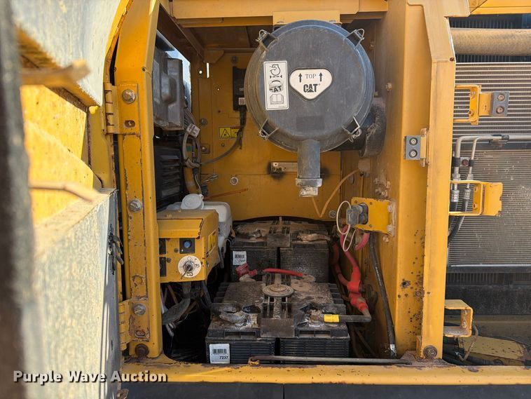 image for item FC0485 2007 Caterpillar 320D excavator